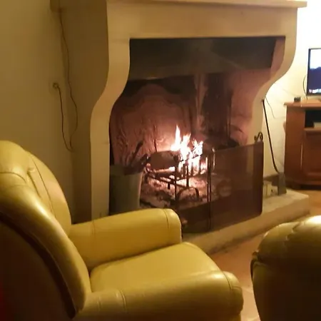 Maison De Charme Avec Jardin Clos