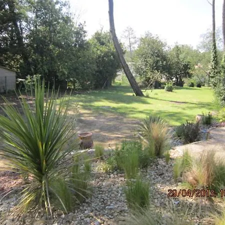 Maison De Charme Avec Jardin Clos Casa vacanze *