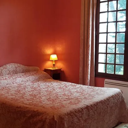 Maison De Charme Avec Jardin Clos *