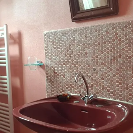 Casa vacanze Maison De Charme Avec Jardin Clos *